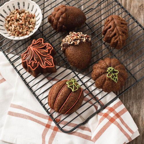 Stampo Autumn Treats nordic ware NW 86148 Kunzi Shop