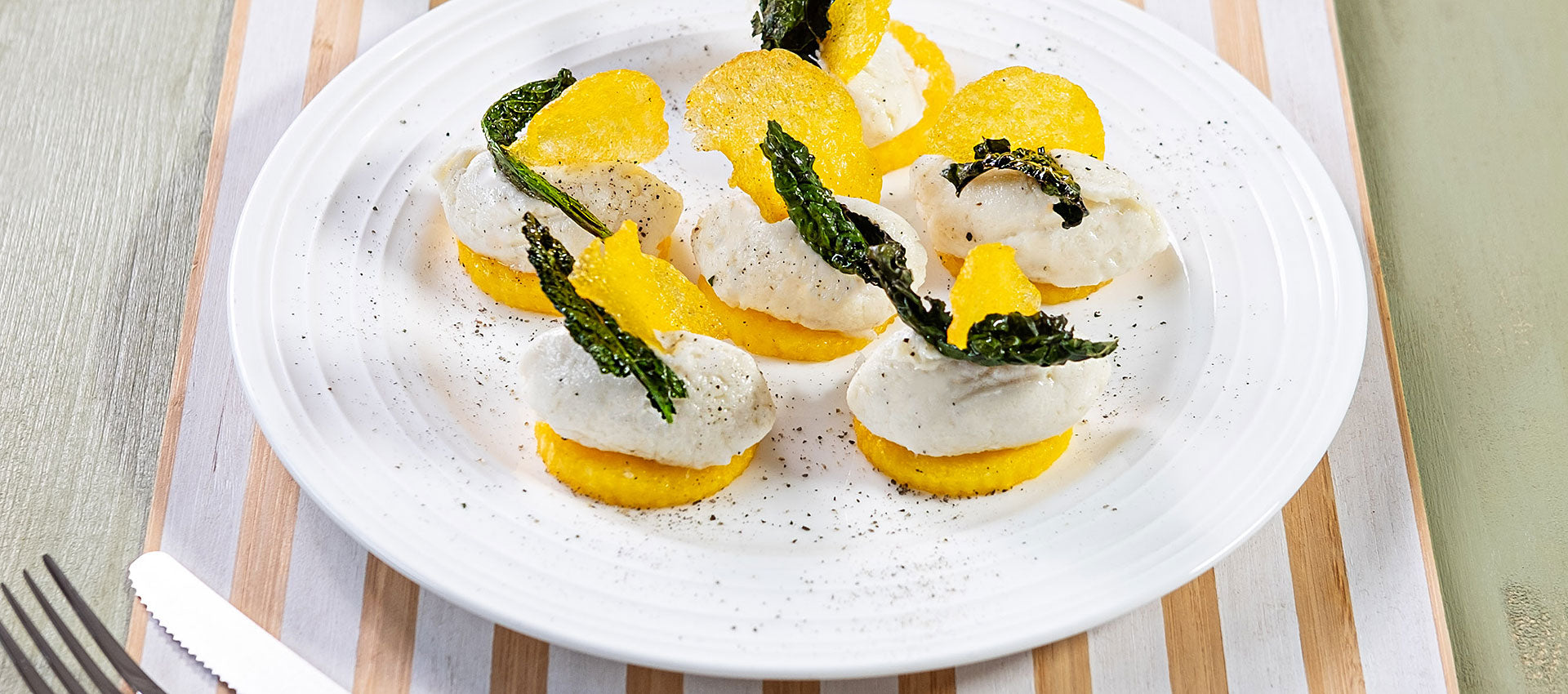 Crostini di polenta con baccalà
