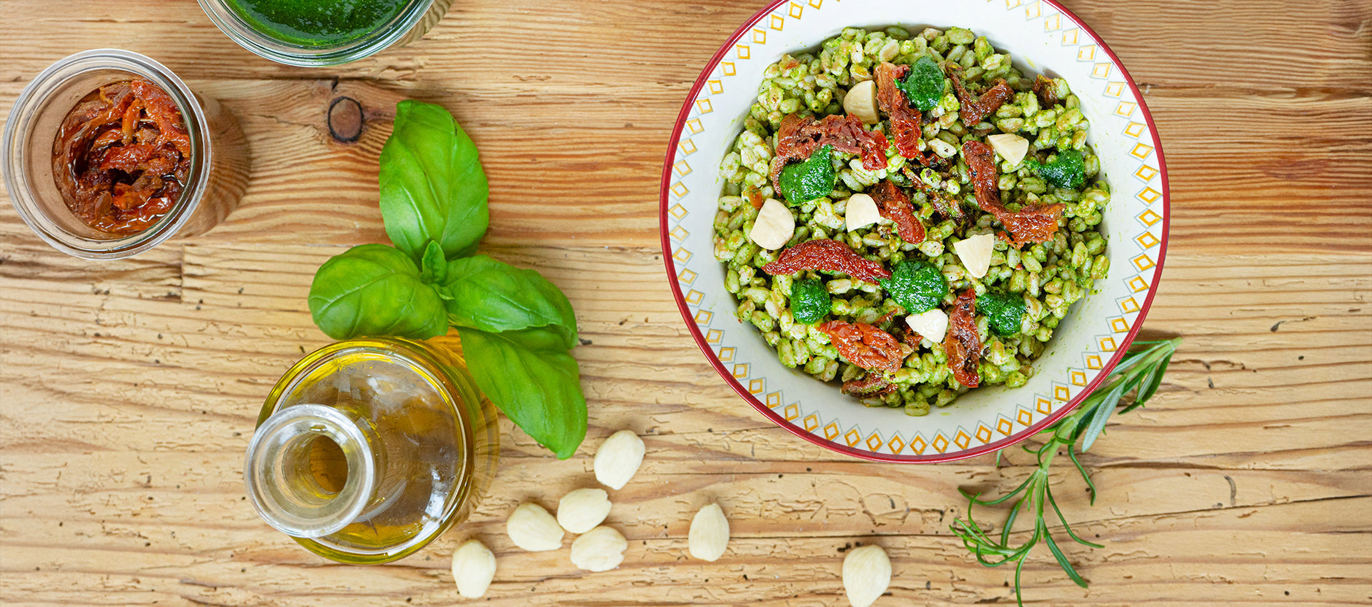 Insalata di farro con pesto di cavolo nero