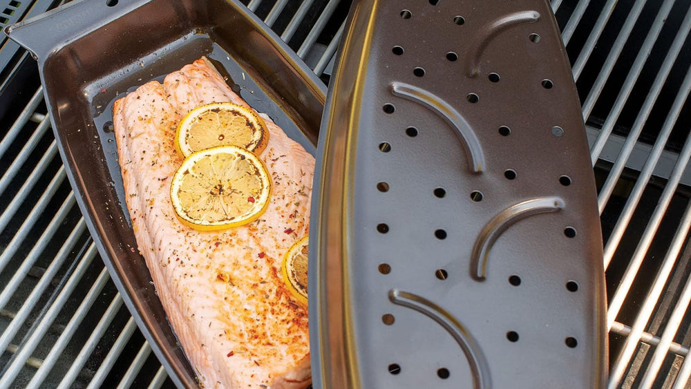 Salmone alla griglia con limone e aneto