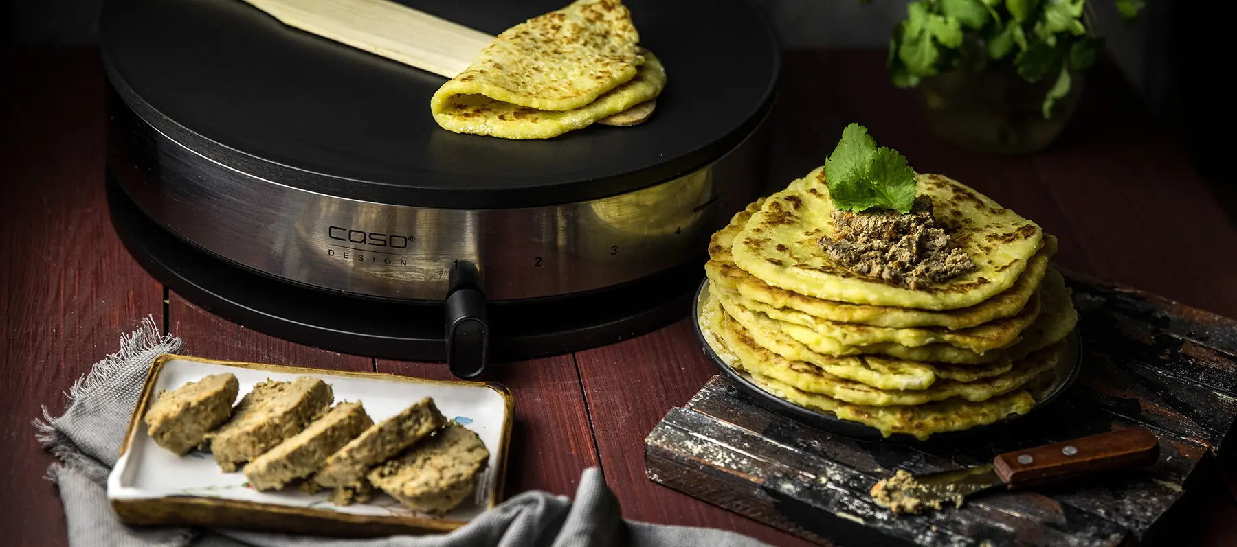 Pancake con paté di carne rustico