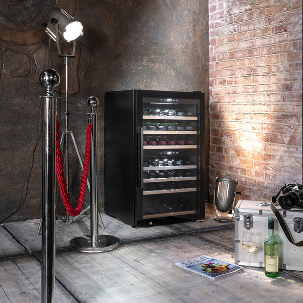 Cantinetta frigo WineExclusive 66 Falstaff caso design CSO 00726 Kunzi Shop 2