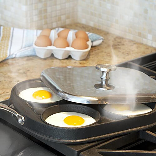 Padella per uova nordic ware NW 01900 Kunzi Shop
