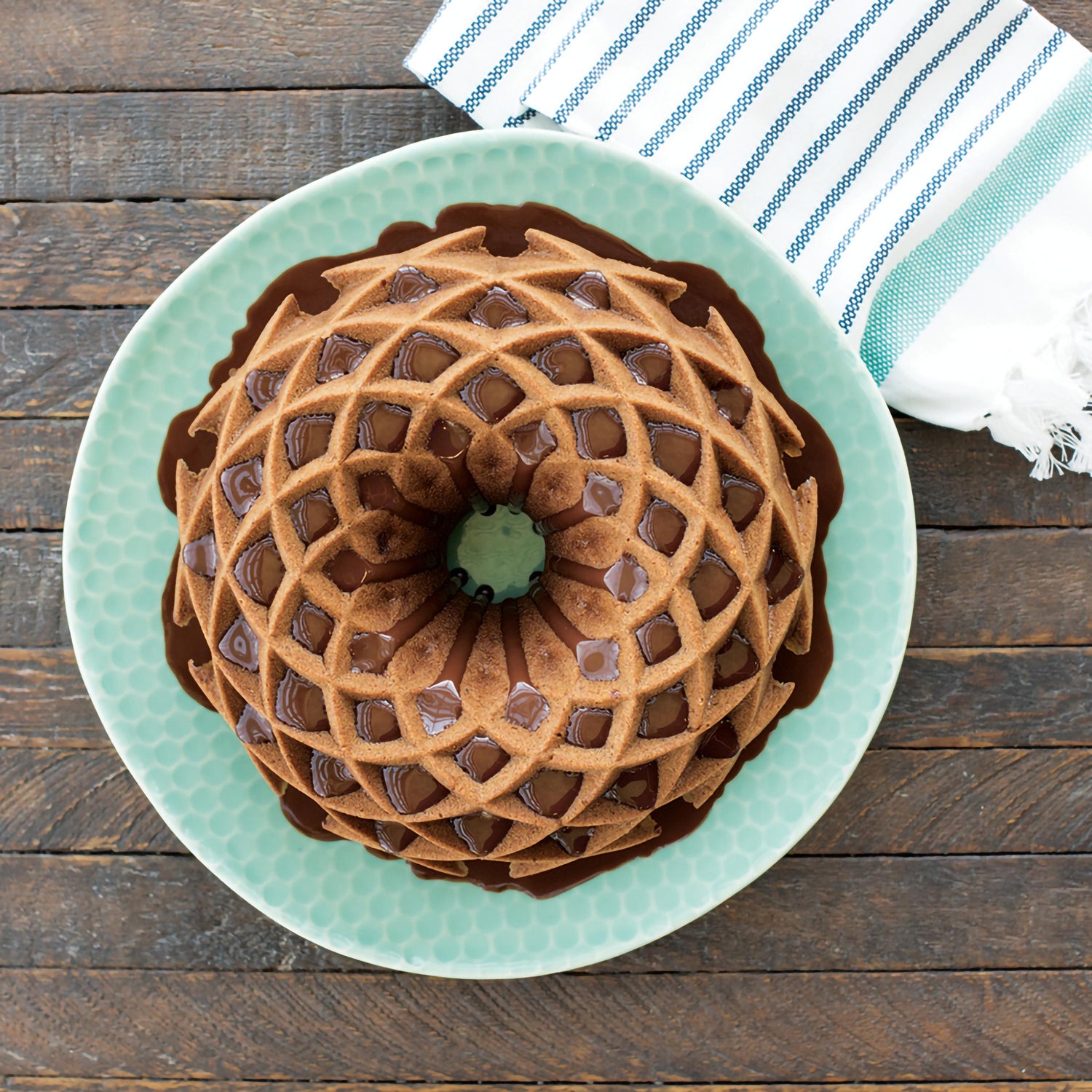 Stampo Bundt Jubilee nordic ware NW 88377 Kunzi Shop 2