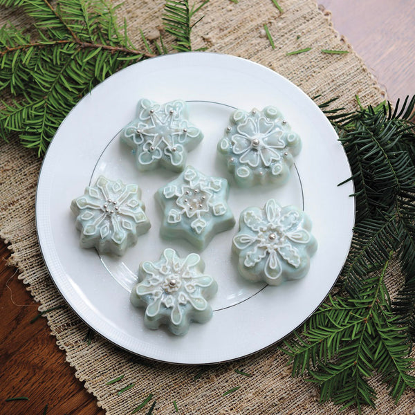Stampo Frozen Snowflake Cakelet nordic ware NW 89648 Kunzi Shop 2