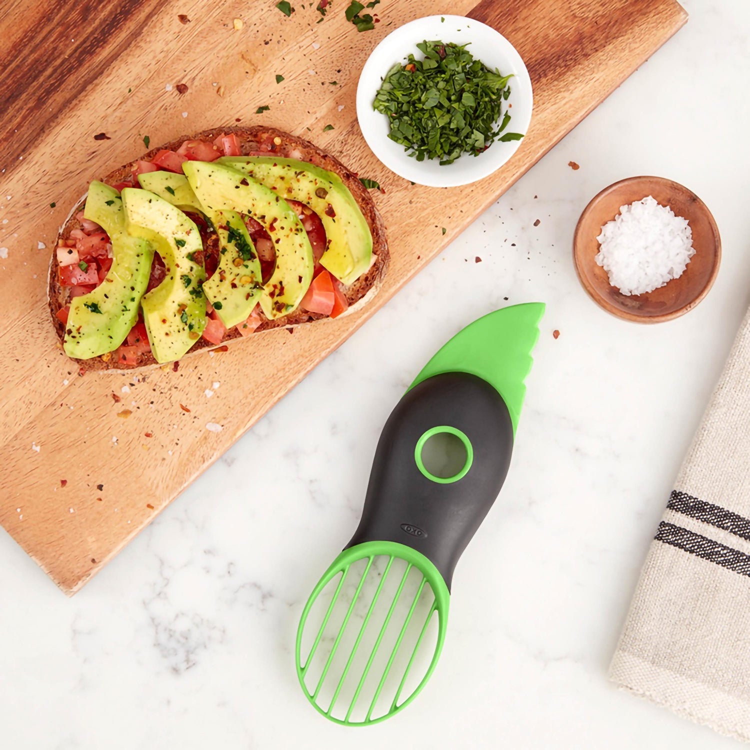 3-in-1 grüner Avocadoschneider oxo OXO 1252180 Kunzi Shop 9