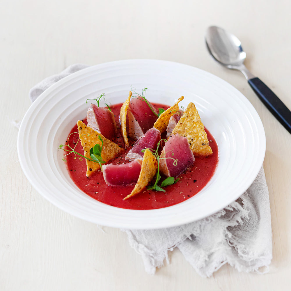 Gazpacho di anguria con tonno scottato