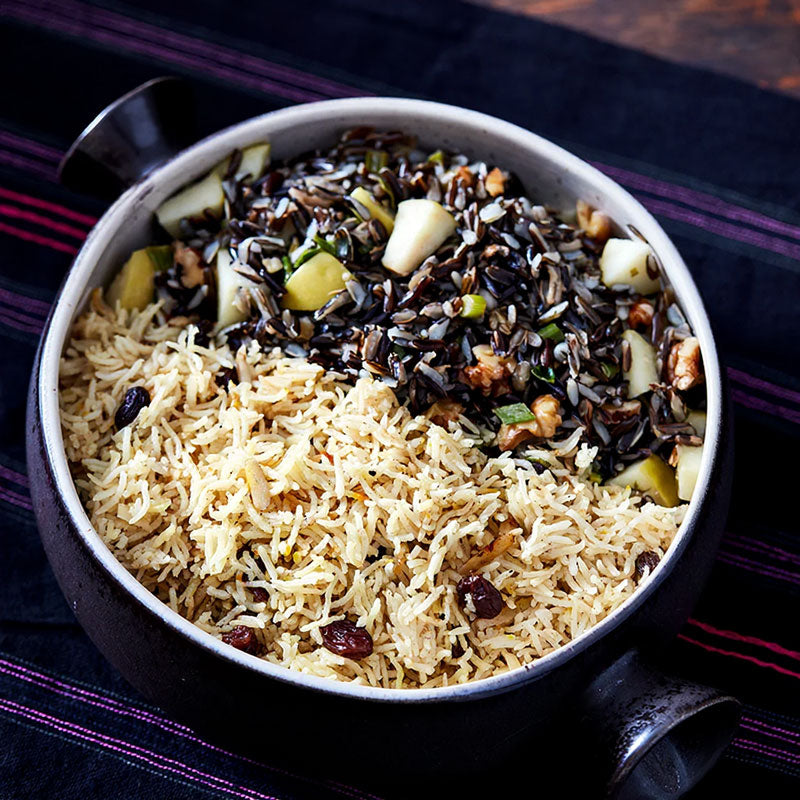 Riso pilaf con mela verde, noci e salvia